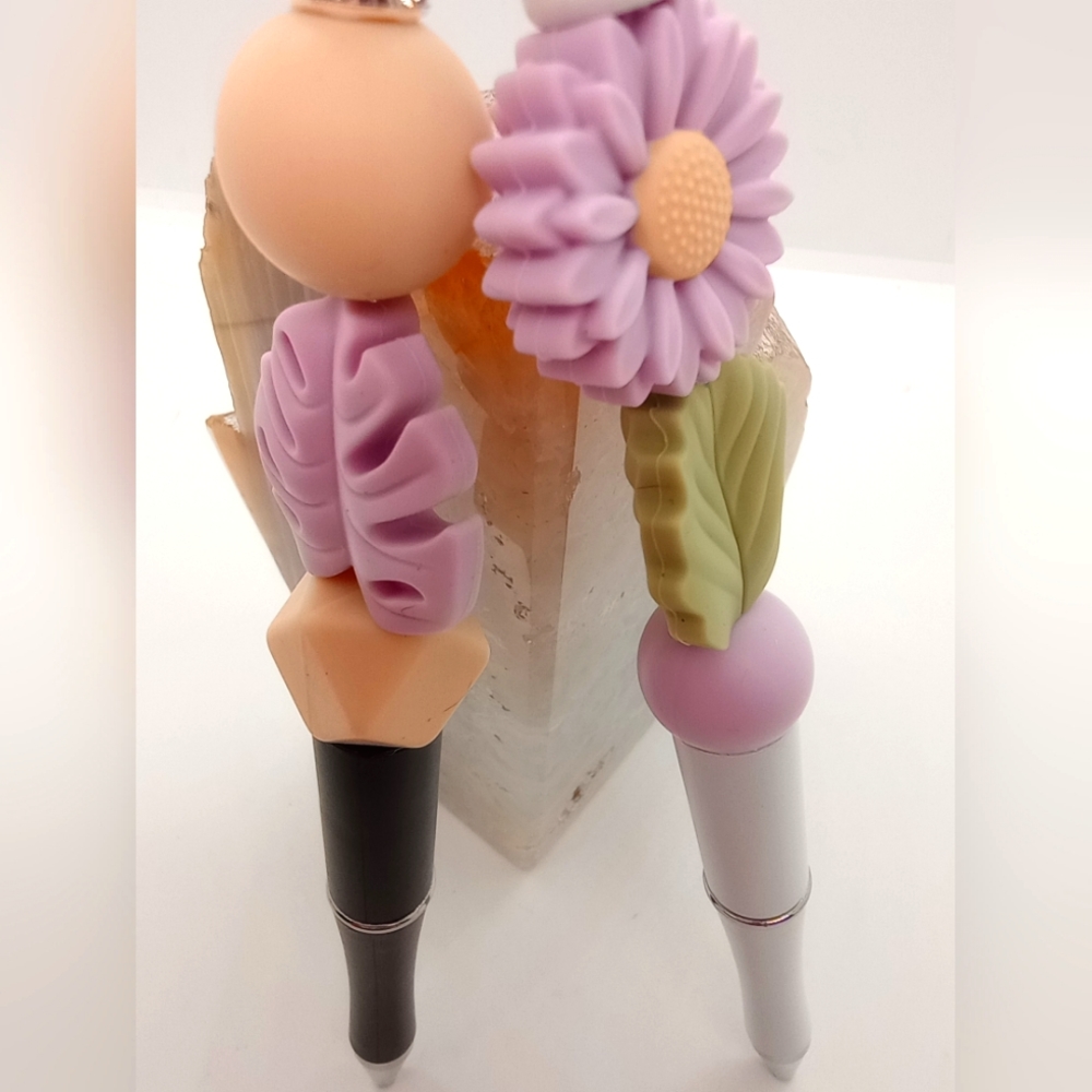 Pastel Plants Beaded Pen Set